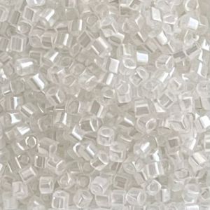 Toho Cube 1,5mm Ceylon Snowflake