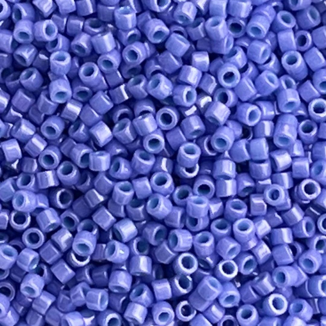Delica Bead Dyed Opaque Purple: imagen 1