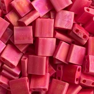 Tila Bead 5mm Matte Opaque Red AB