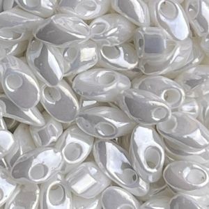Long Magatama White Ceylon